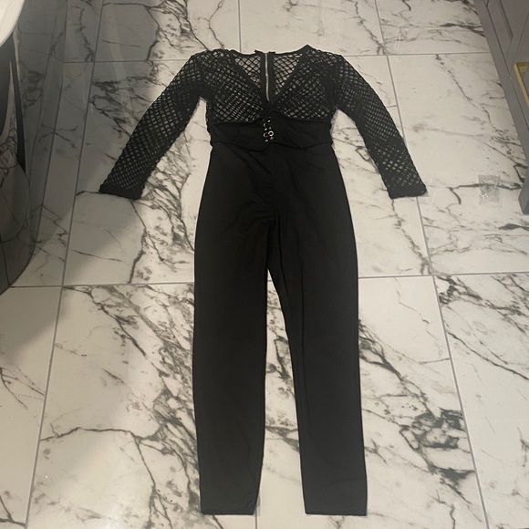 Elegant Black Jumpsuit - Picture 1 of 5